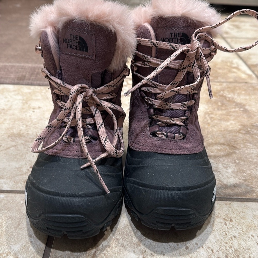 North Face Boots Size 5
